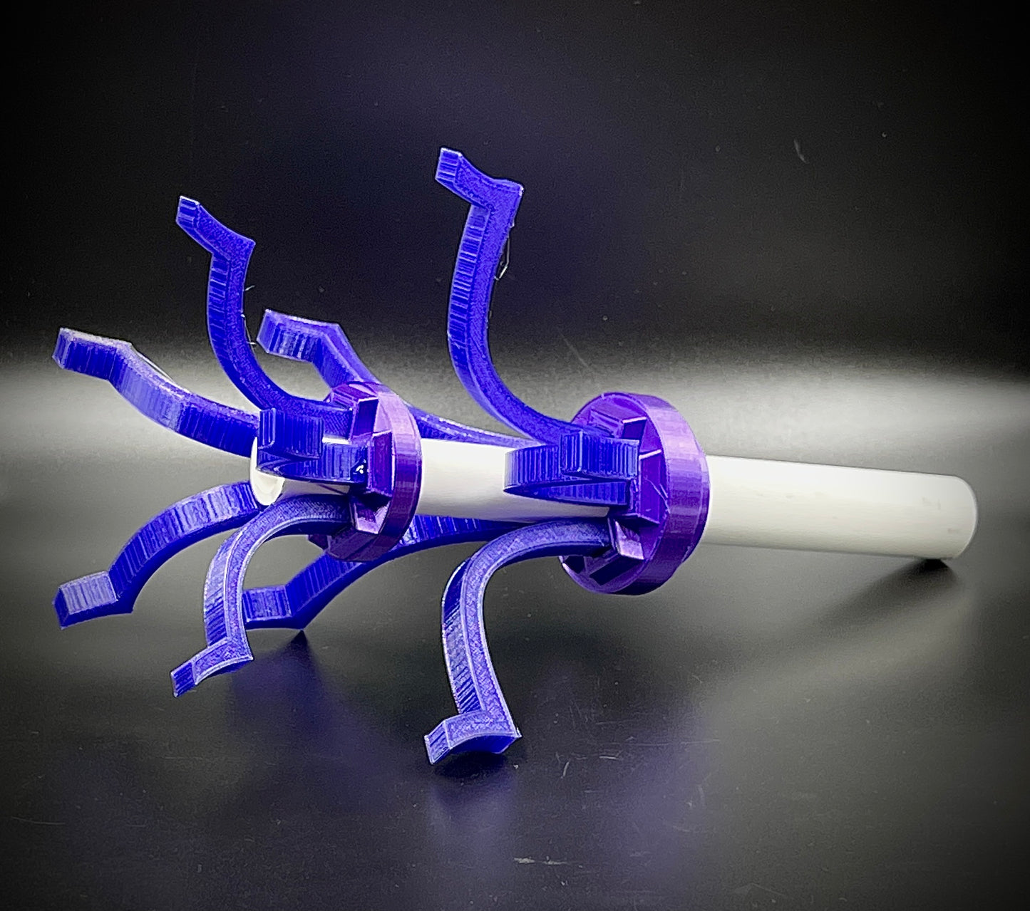 TUMBLER CLAW LARGE (3/4" PVC)