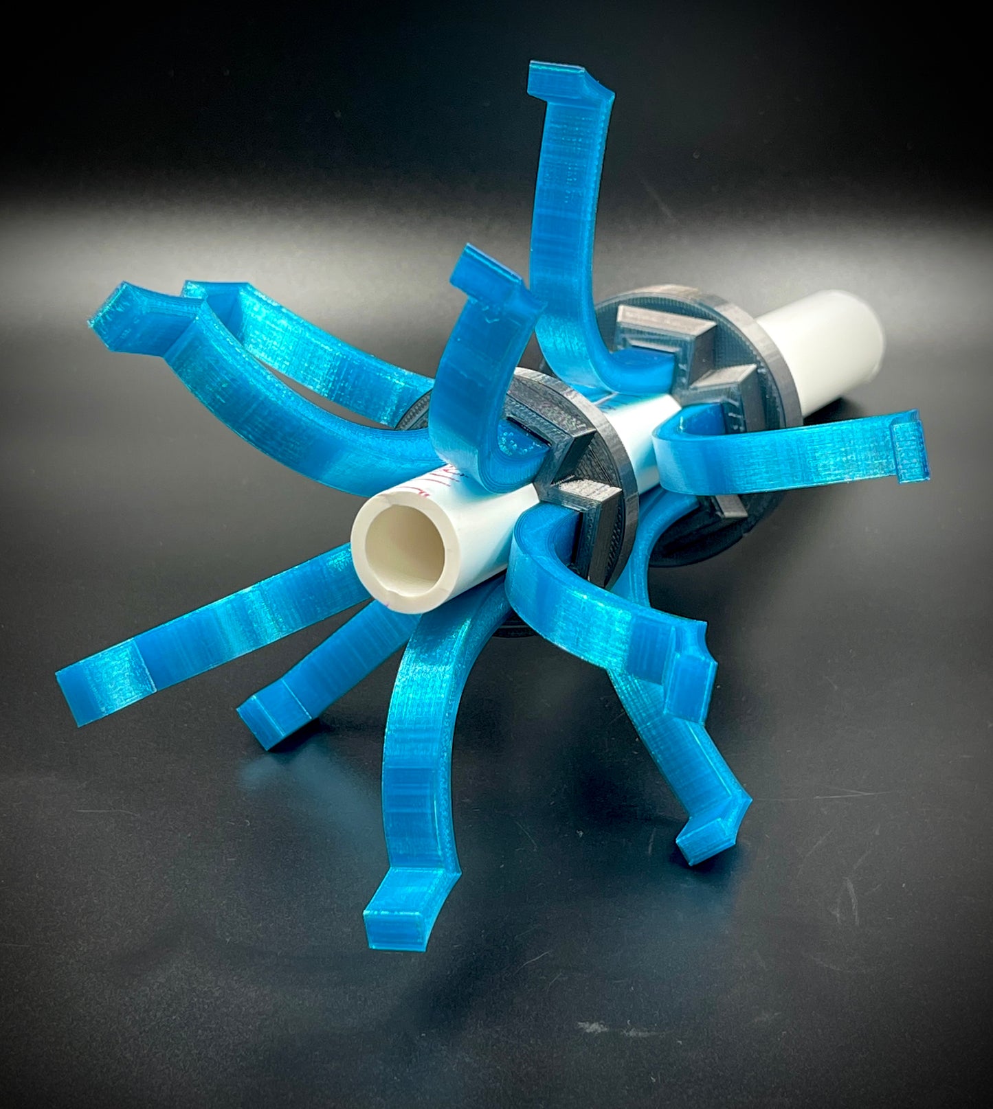 TUMBLER CLAW REGULAR (1/2" PVC)